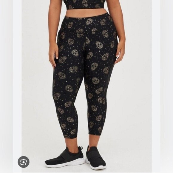 Torrid Performance Core Crop Active Legging With Side Pockets gold skull size 5 - Picture 1 of 9